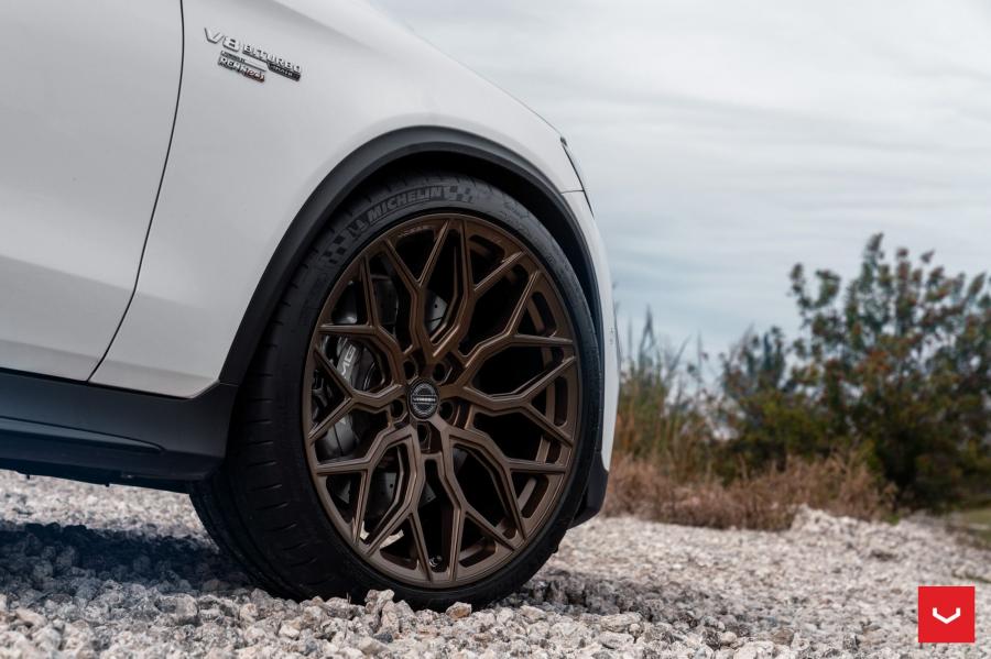 Детали экстерьера Mercedes-AMG GLC63 4Matic+ by RENNtech on Vossen Wheels (HF-2) 2019 года  (фото 9 из 12)